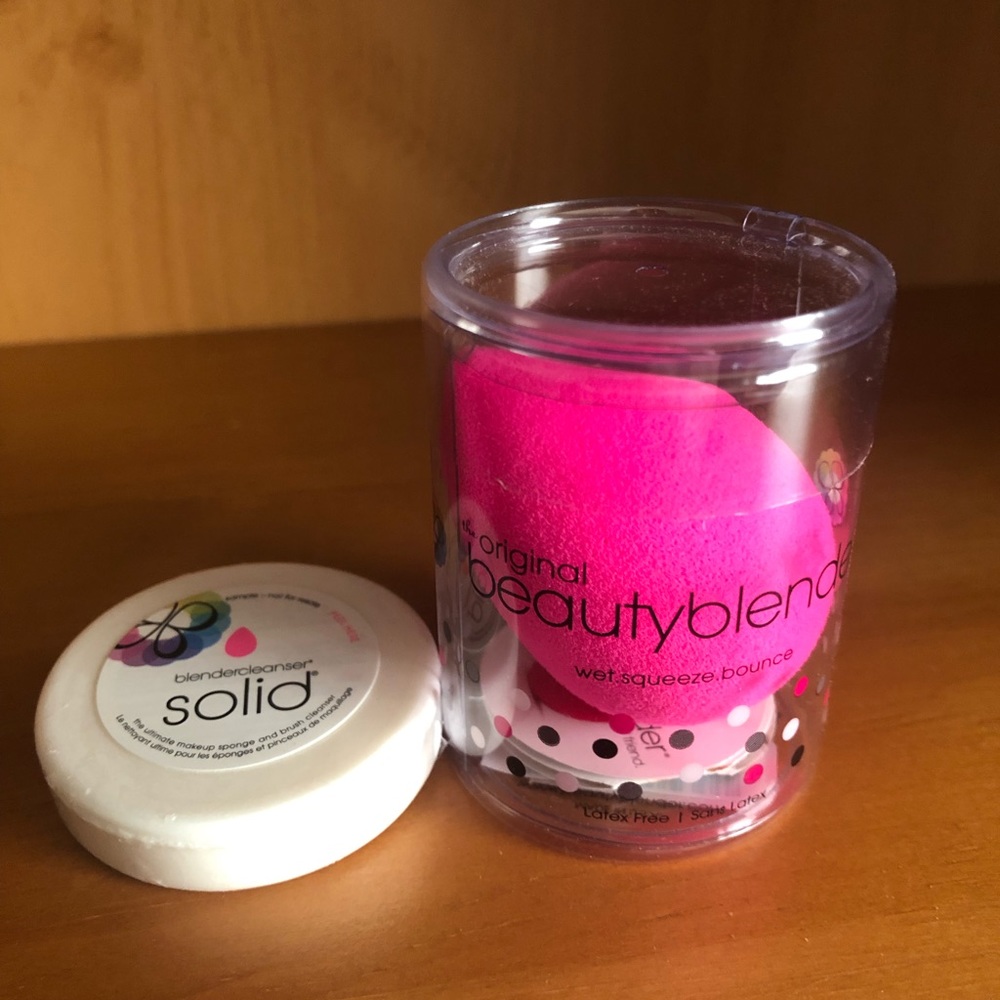Brand New Beauty Blender Sponge and Solid Cleanser
